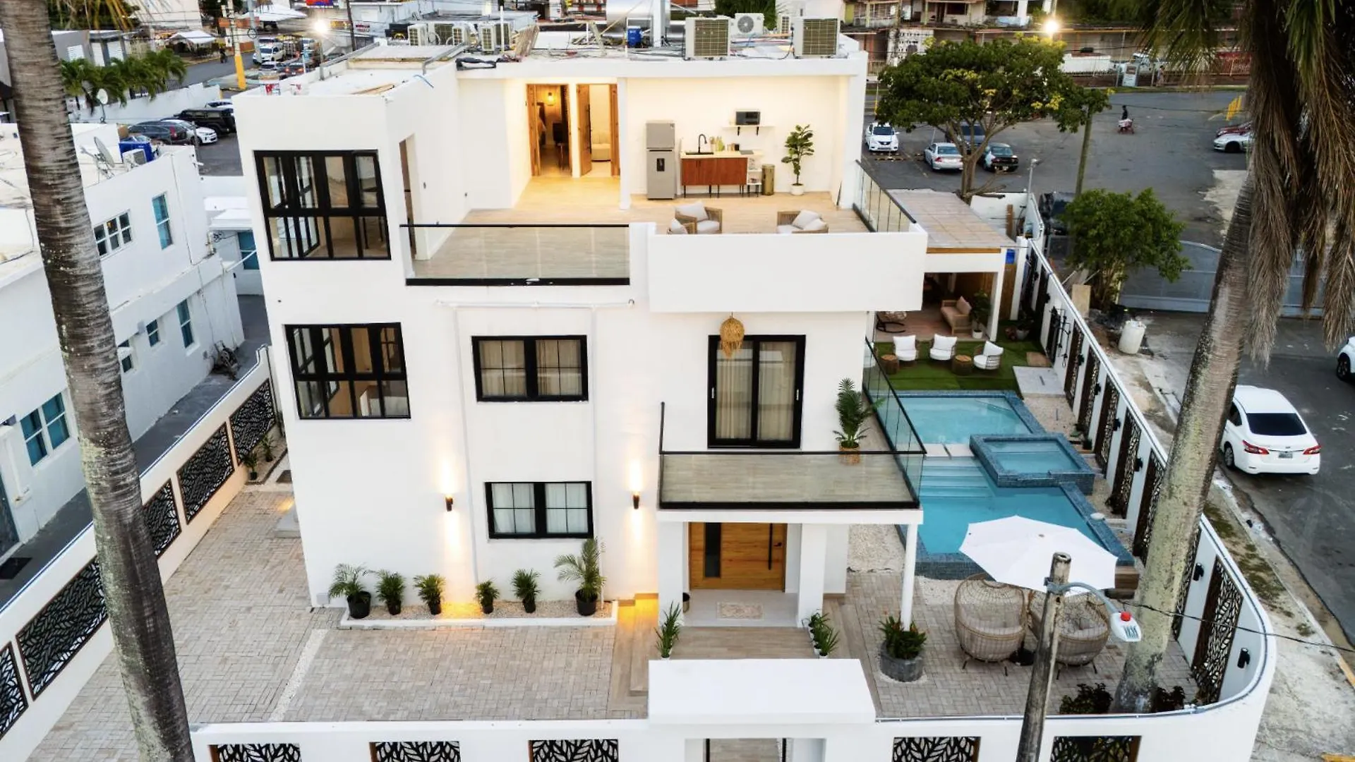 Rooftop Couples Suites At Ocean Park Beach Club San Juan